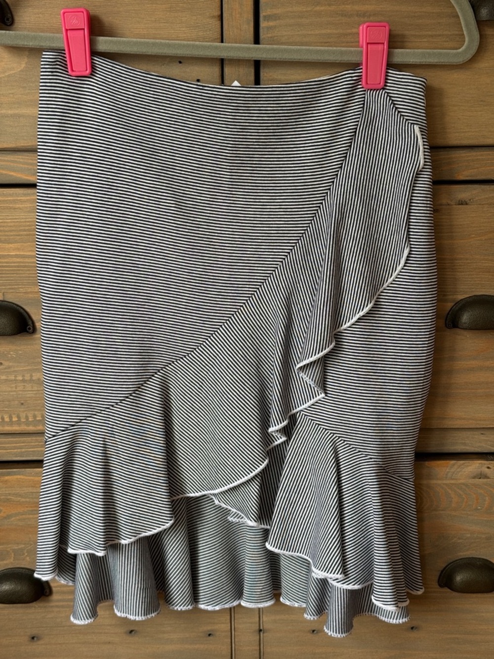 Club Monaco Navy and White Striped Skirt with Ruffle sz M